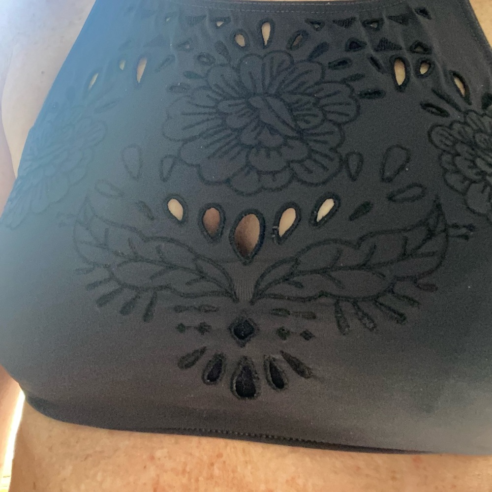Billabong, High neck bikini top, laser cut outs, crisscross back. Medium